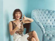 Naked Lizzy Caplan Added 07 19 2016 By OneOfMany