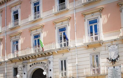 Il Comune Di Avellino A Palazzo De Peruta Il Sindaco Festa La Mia