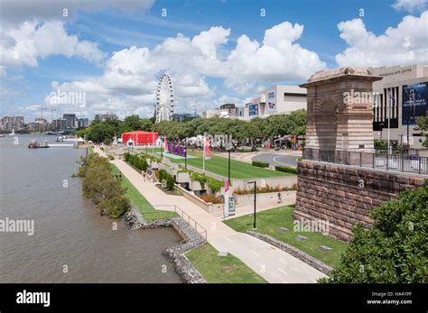 Brisbane River And South Bank Parklands From Victoria Bridge South