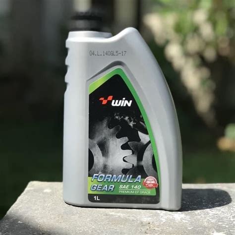 Oli Win Gear Sae 140 Premium Grade Galon 1 Liter Lazada Indonesia