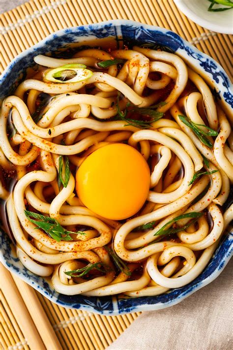 How To Cook Egg Yolk Noodles