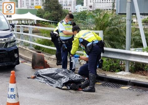 車cam直擊：沙田大涌橋路1死7傷交通意外 私家車女司機被捕｜即時新聞｜港澳｜oncc東網