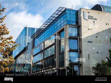 university  ulster york street campus  res stock photography