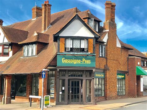 Virtual reality home viewings are next for gascoigne pees agents 9