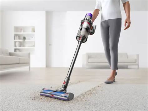 Dyson Cordless vs Corded