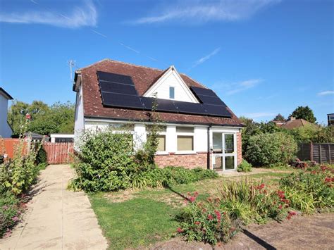 3 Bed Detached House For Sale In Orchard Estate Cherry Hinton