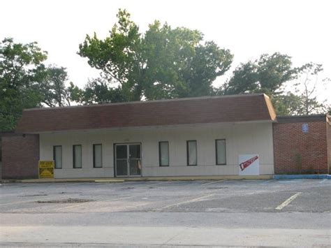 bldg south  cordova mall  hospital totalcommercialcom