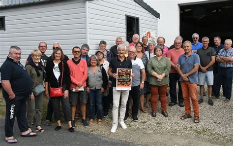 La Foire Expo De Pont Labb Dans La Derni Re Ligne Droite Le T L Gramme