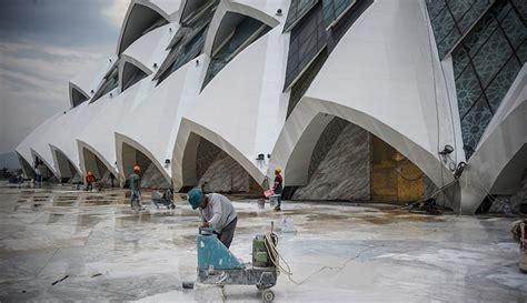 Melihat Lebih Dekat Keindahan Arsitektur Masjid Al Jabbar