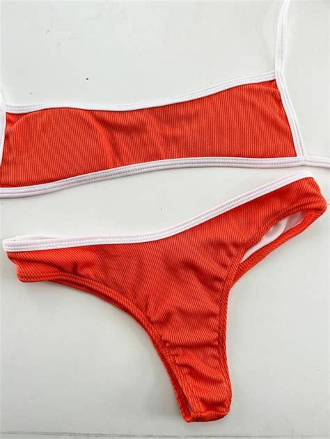 BIKINI TINI CON LESS ENTERA NARANJA