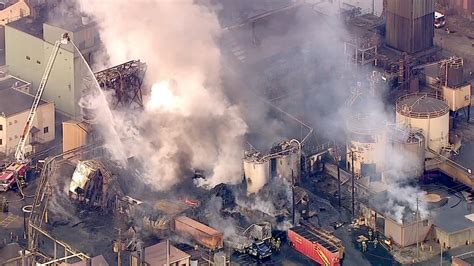 La Salle Fire Erupts At Carus Chemical Plant After Possible Explosion Nearby Residents Asked To