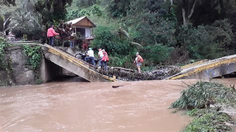 Lluvias Dejan Dos Comunidades Incomunicadas En Jarabacoa Piden A Obras