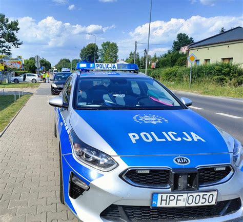 Wypadek Na Krakowskiej Dwie Osoby Trafi Y Do Szpitala