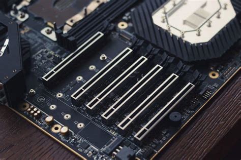 EVGA apresenta a placa mãe SR 3 Dark voltada para o Xeon W 3175X