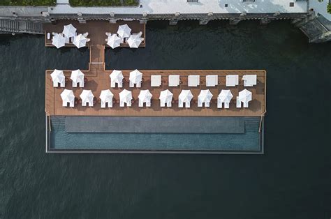 Meet The Worlds Largest Floating Infinity Pool At Lake Como Yanko Design