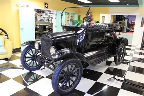 1921 Ford Model T Roadster Orlando Auto Museum