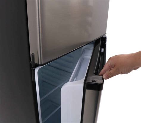 Everchill Rv Refrigerator W Freezer Cu Ft V Stainless