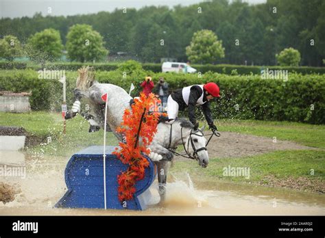 Cross country rider hi-res stock photography and images - Alamy