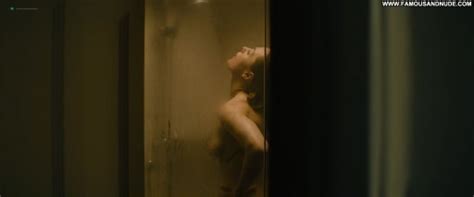 Pimped Naked In The Shower Sexy Babe Sex Posing Hot Hd Celebrity Video