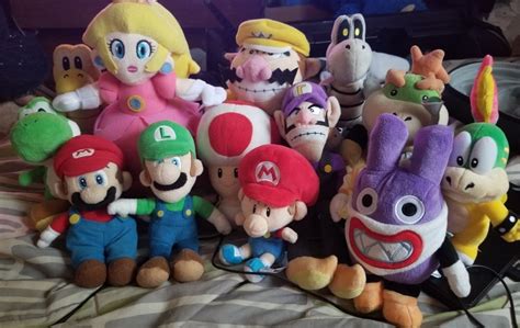 Current mario plush collection (minus my big luigi and fire luigi) : r/MarioPlush