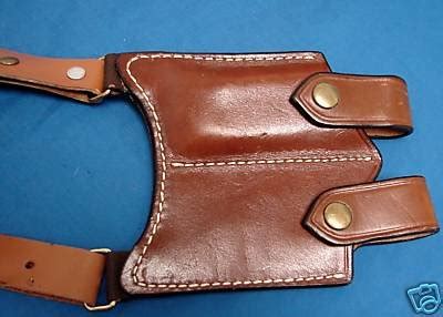 triple  leather concealment shoulder holster  nice