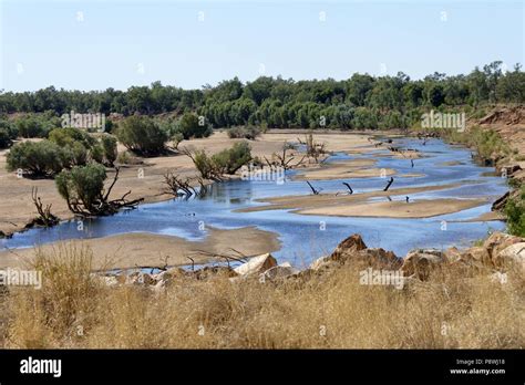 A low level Fitzroy River during the dry season, Fitzroy Crossing ...