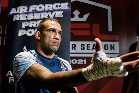 Em dúvida sobre o seu futuro Fabrício Werdum não garante retorno a PFL