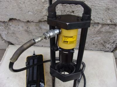 PARKER KARRY KRIMP PORTABLE HYDRAULIC HOSE CRIMPER & ENERPAC TURBO II PUMP DIES