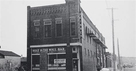 Historic Hole In The Wall Bar In Thermopolis A Reminder Of Towns