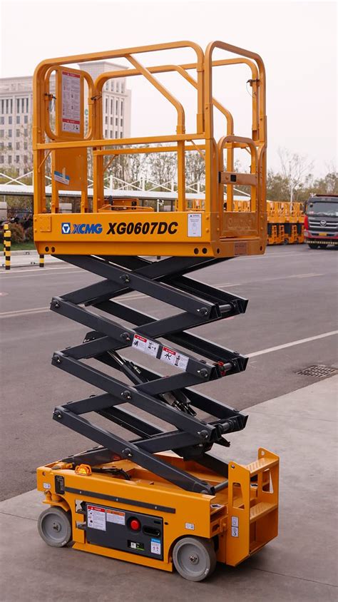 Xcmg Official M Electric Drive Self Propelled Mobile Scissor Lift