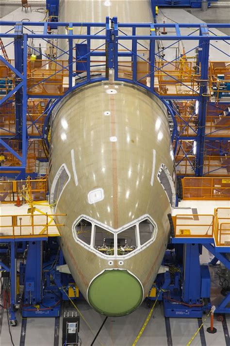 Boeing Begins 787 Dreamliner Final Assembly