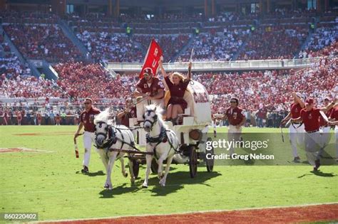 230 Oklahoma Sooner Schooner Stock Photos, High-Res Pictures, and Images - Getty Images