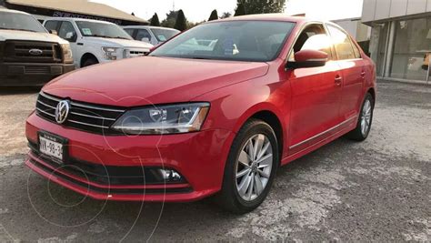 Volkswagen Jetta Trendline Tiptronic Usado Color Rojo Precio