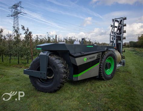 European Made Autonomous Sprayer Enters Canadian Orchards