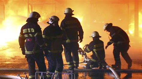 Darmstadt Eberstadt Brand In Mehrfamilienhaus Fordert Todesopfer