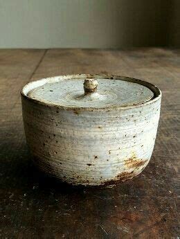 Pin By Minka Schumese On Beigedreams Pottery Ceramics Clay Pottery