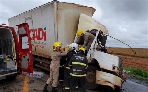 Grave Acidente Deixa Dois Feridos Na Br 163 Em Sorriso Mt Cenáriomt