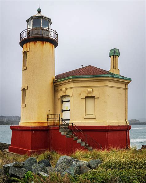 Coquille River Lighthouse Photograph by David Sams - Fine Art America