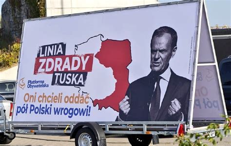 Nowa Akcja Pis W Polsk Ruszy Baner Linia Zdrady Tuska