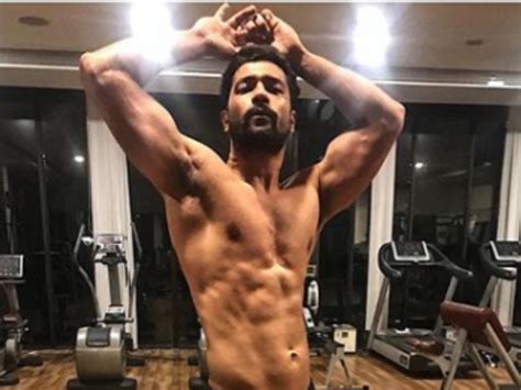 Shirtless Bollywood Men Vicky Kaushal Shirtless At The Gym