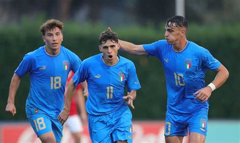 Juve hai visto Hasa Il primo gol tra i professionisti é clamoroso