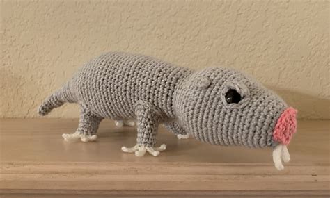 Ravelry Knittothebone S Naked Mole Rat Queen For Luca