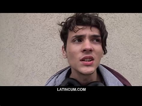 Jovencito latino flaco amateur Jael sexo con un extraño Azul por dinero en efectivo POV