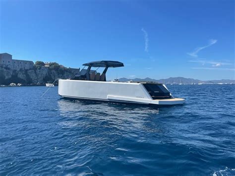 Yacht Charter Mallorca Scorpion 50 Makin Waves Charters