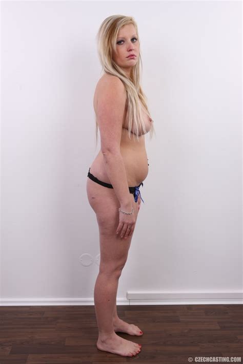 Chubby Brunette With Turn On Eyes Strip Nud XXX Dessert Picture 8