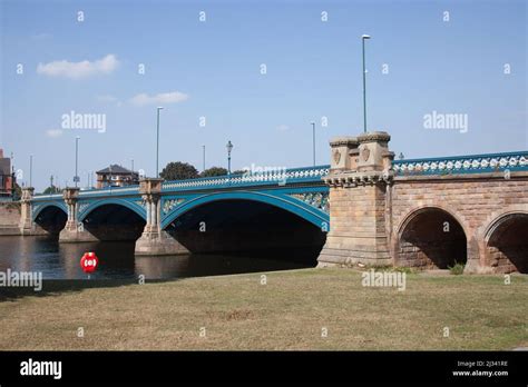 trent bridge   river trent  nottingham   uk stock photo