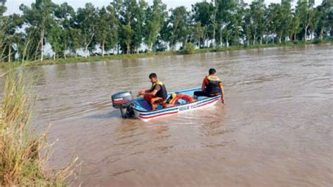 Four drown in Hub river, Lasbela canal - Pakistan - DAWN.COM