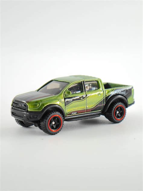 Машинка Hot Wheels Ford Ranger Raptor 19 Коллекционная купить с доставкой по выгодным ценам в