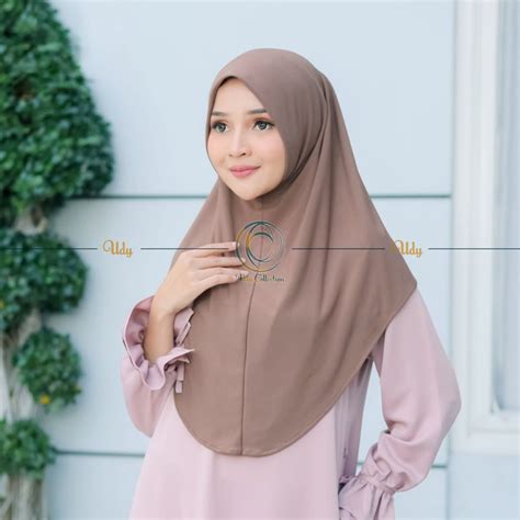 Jual HIjab Bergo Malay Instan Soft Pad Oval Penguin Jersey Spandek