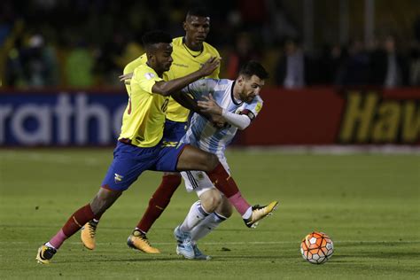 Argentina Vs Ecuador Horarios Y Canales De Tv Para Ver En Vivo Por Las Eliminatorias